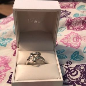 Double heart promises ring